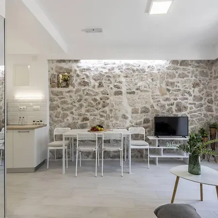 Luxury Apartments Skalinada Near Beaches, Tisno - Dalmatia Exterior photo