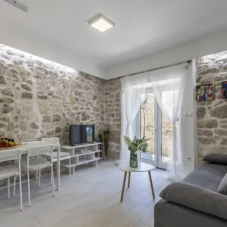 Luxury Apartments Skalinada Near Beaches, Tisno - Dalmatia Exterior photo
